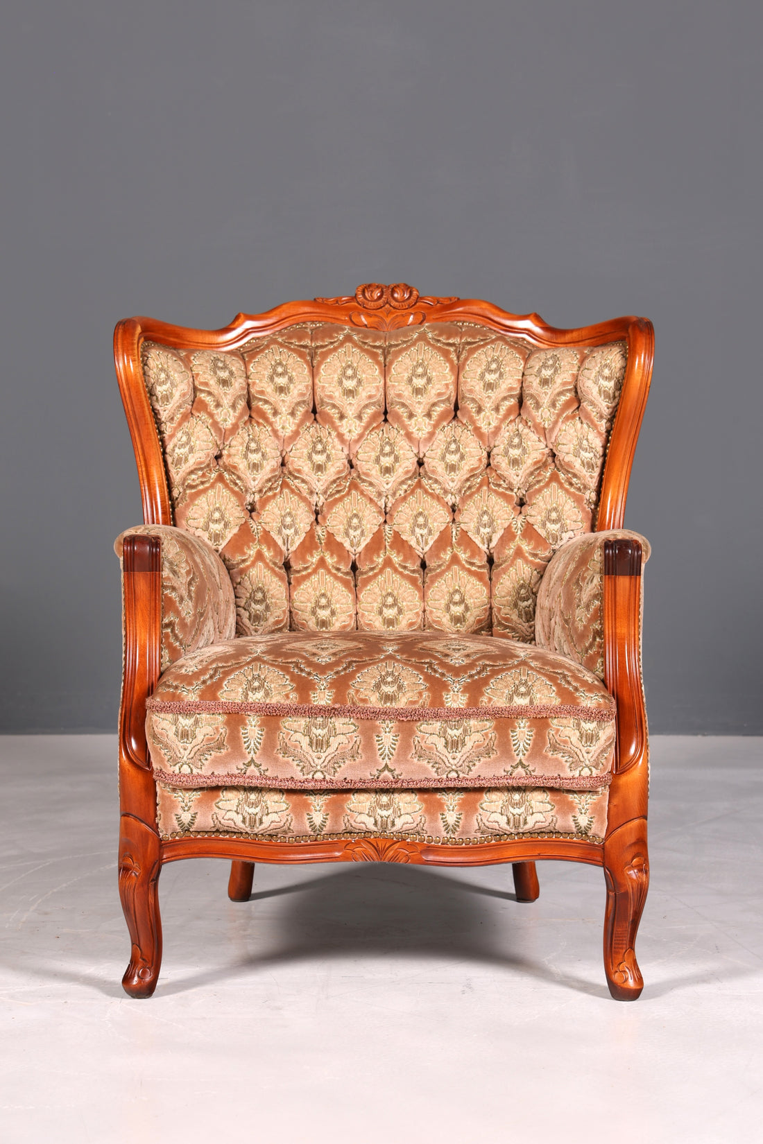 F900 Finish cm Edler Chippendale Armlehnsessel Barock Stil Sessel Armchair Samt Stoff Sessel