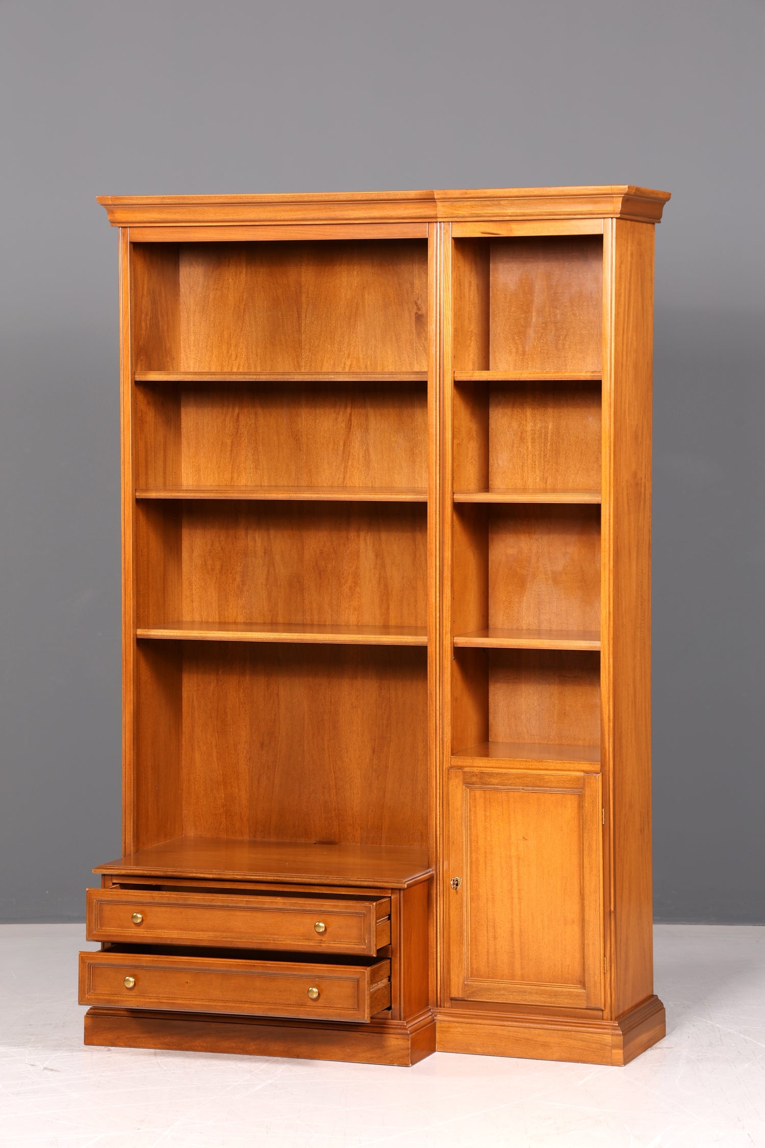 Edles Original Selva Bücherregal Kirschholz Regal Bücherschrank Vintage Italienische Möbel TV Bibliothek