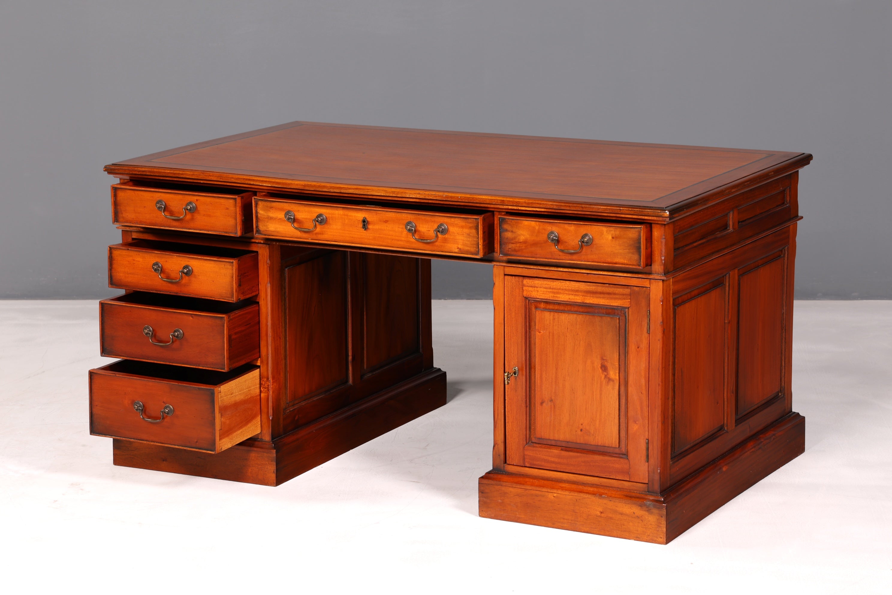 Wunderschöner Englischer Schreibtisch Mahagoni Bürotisch Antik Office Desk Partnerdesk Schreibtisch
