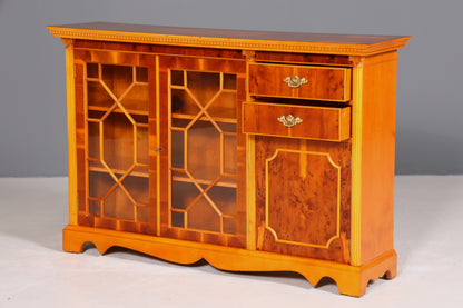 Wunderschönes Englisches Sideboard echt Holz Eibe Vitrine Antik Regal Schrank