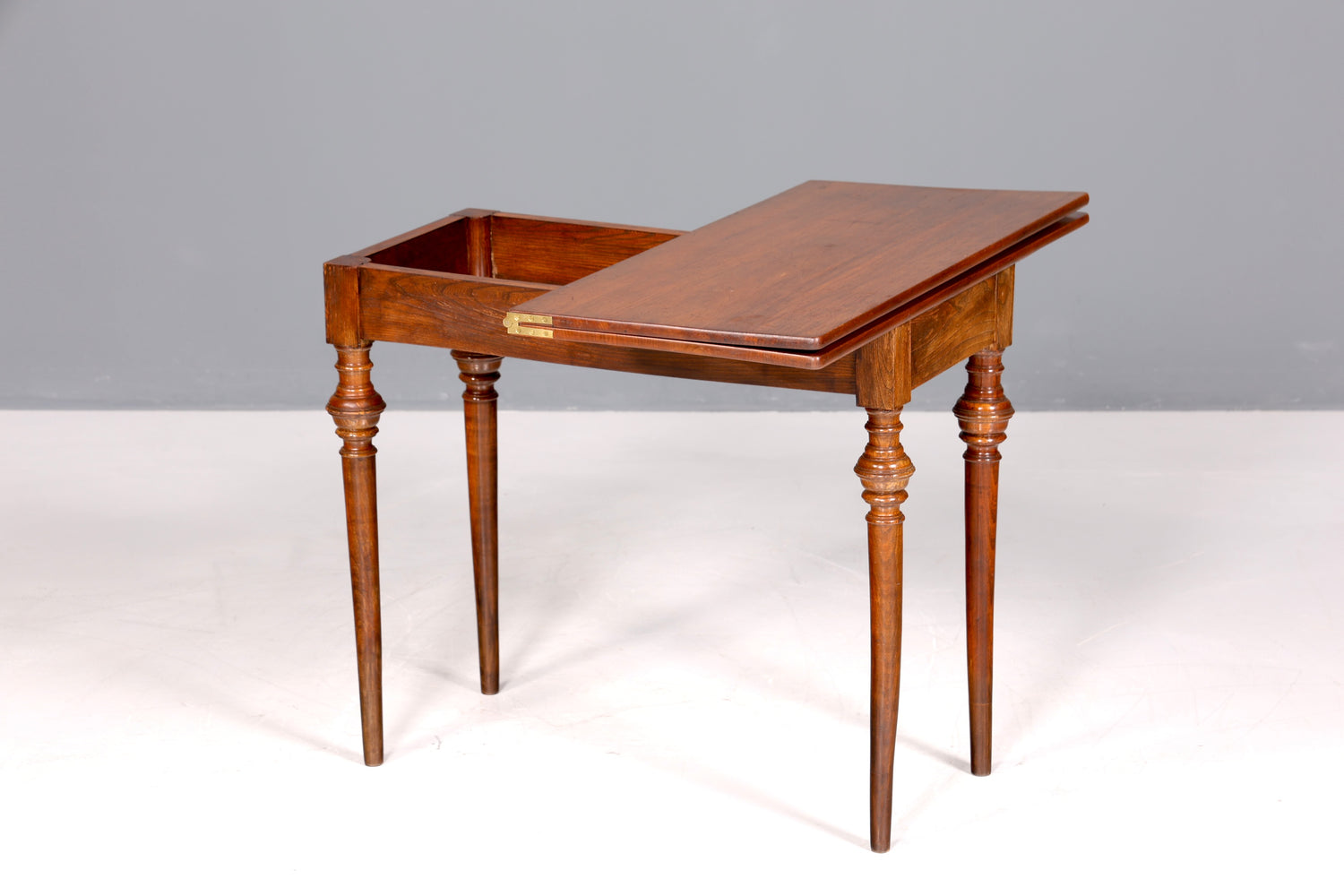 Dreamlike Gründerzeit-era table, fold-out console table, dining table, real wood, antique, game table, kitchen table