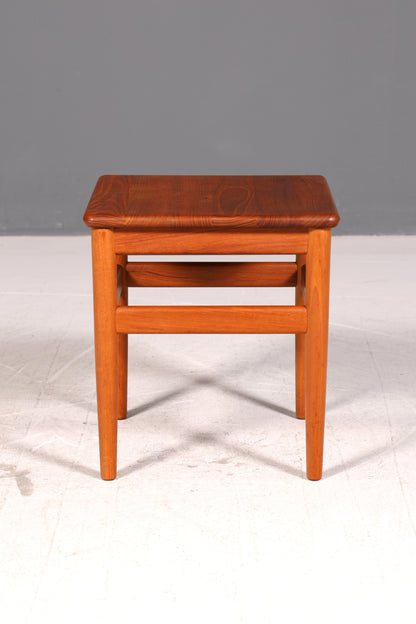 Edler Mid Century Beistelltisch Danish Design Blumenhocker Teak Ablagetisch Vintage 60er Danish Design Tisch 2 von 2
