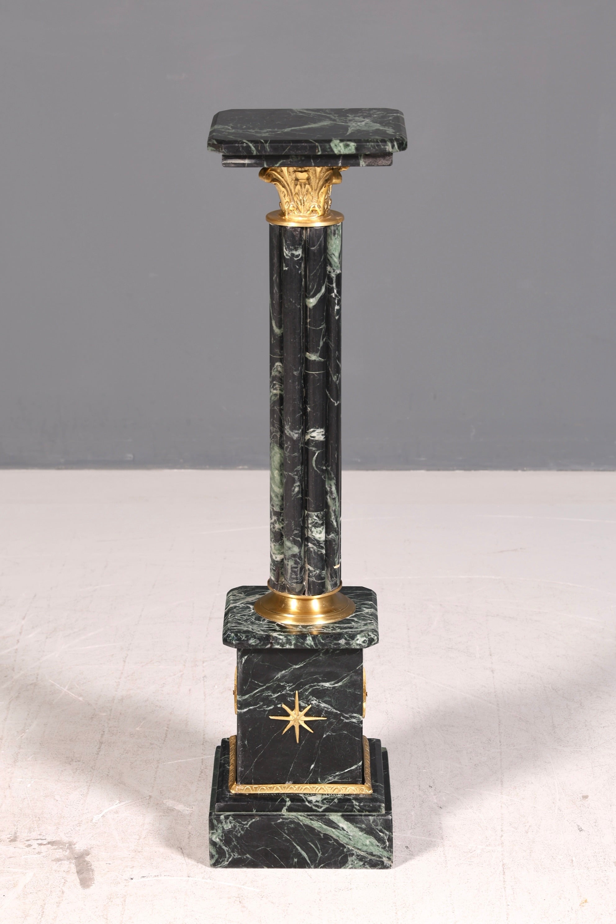Edle Barock Stil Säule Louis XV Marmor Blumensäule Naturstein Sockel Ablage