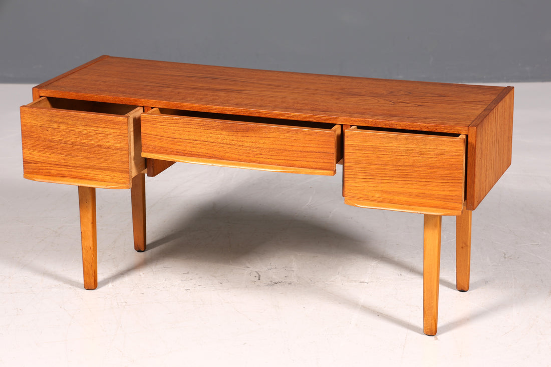 Beautiful mid-century chest of drawers, Danish design, vintage TV sideboard, 60s cabinet, hallway chest