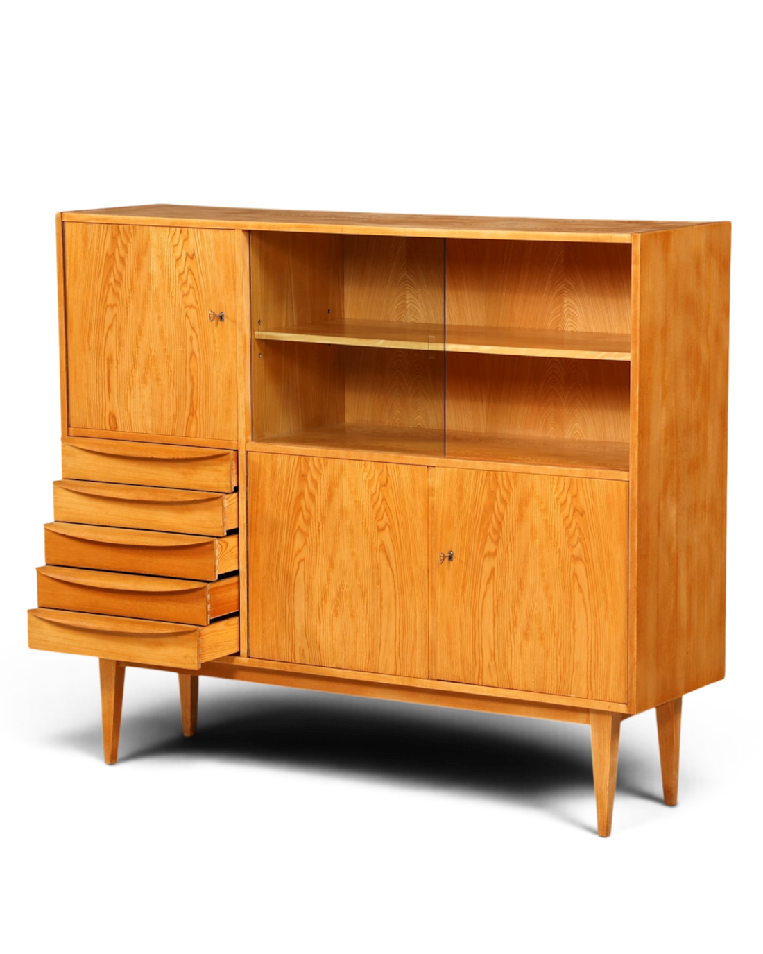 Hauptstadt Möblerei Hellerau Vitrine Modell 602 von Franz Ehrlich aus hellem Holz mit Schubladen und Glasschiebetüren