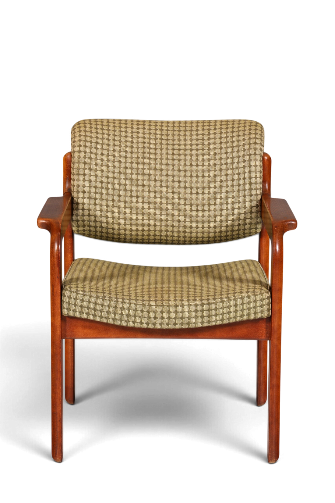 Hauptstadt Möblerei Mid Century Armlehnstuhl aus Holz mit gemustertem Stoffbezug in Vintage Optik