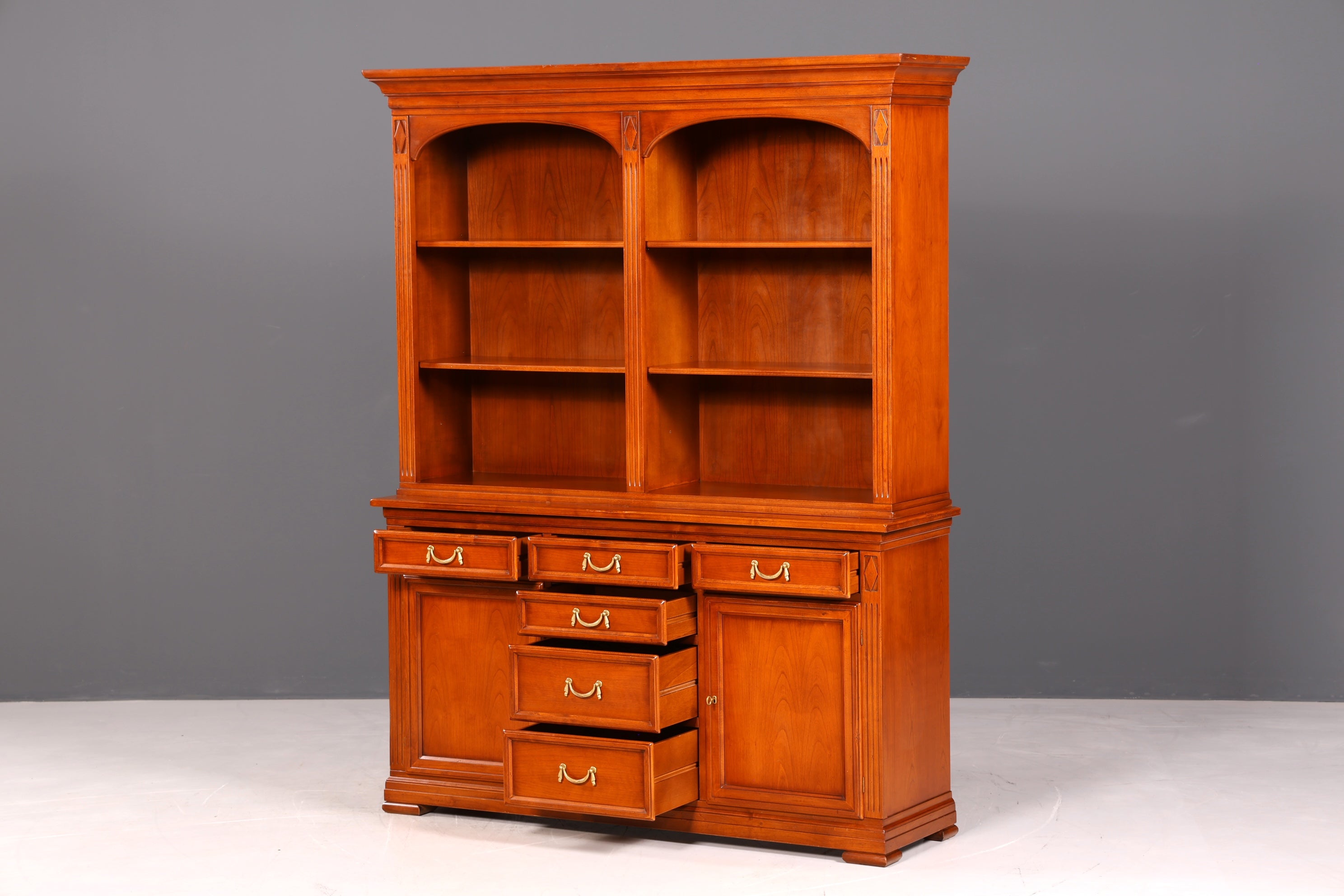 G144 Finish cm SELVA Wunderschönes Englisches Bücherregal Eibe Antik Regal Bookshelf Buchablage 60s