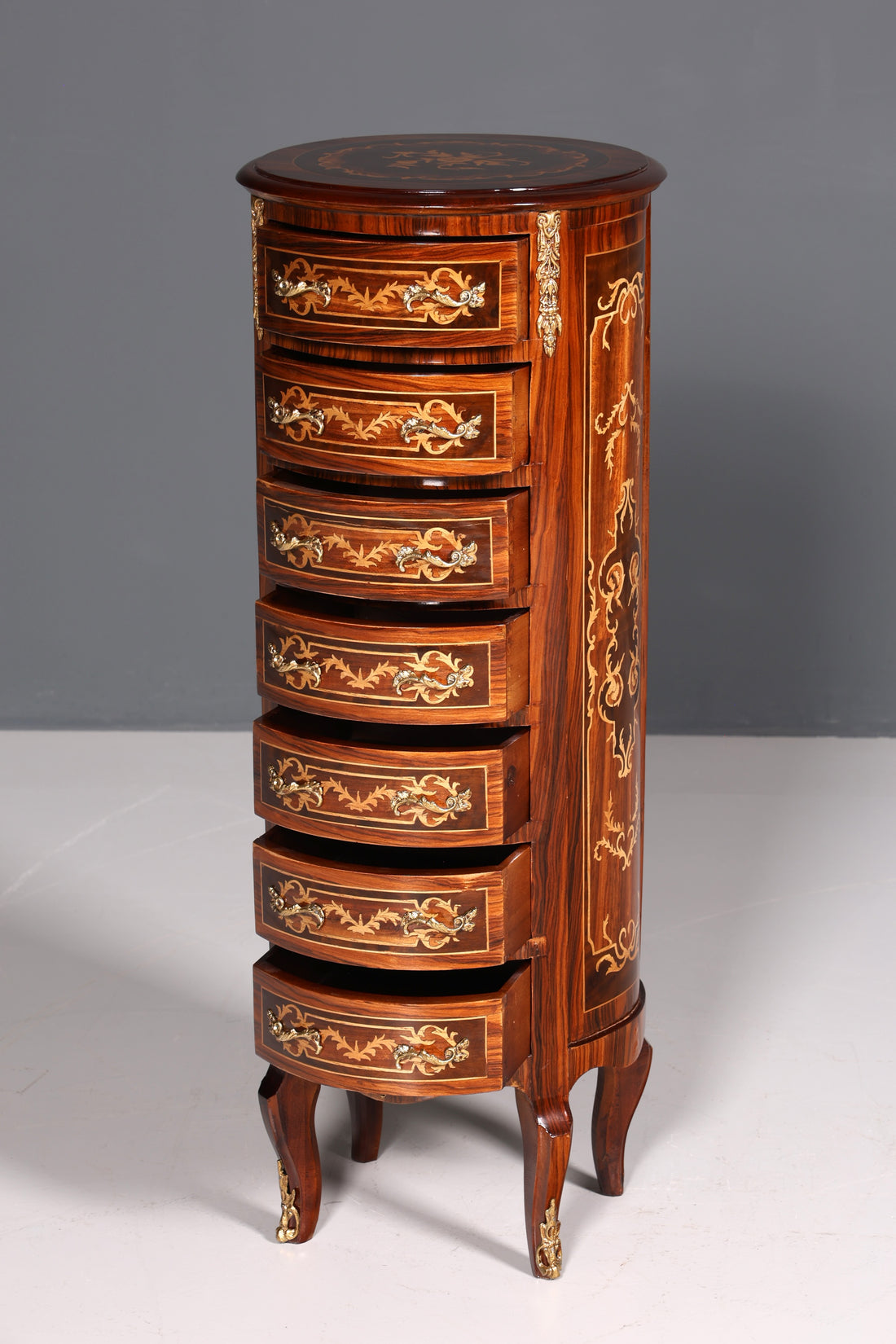 Dreamy Baroque style chest of drawers, vertico, drawer chest with inlaid details, 7 drawers