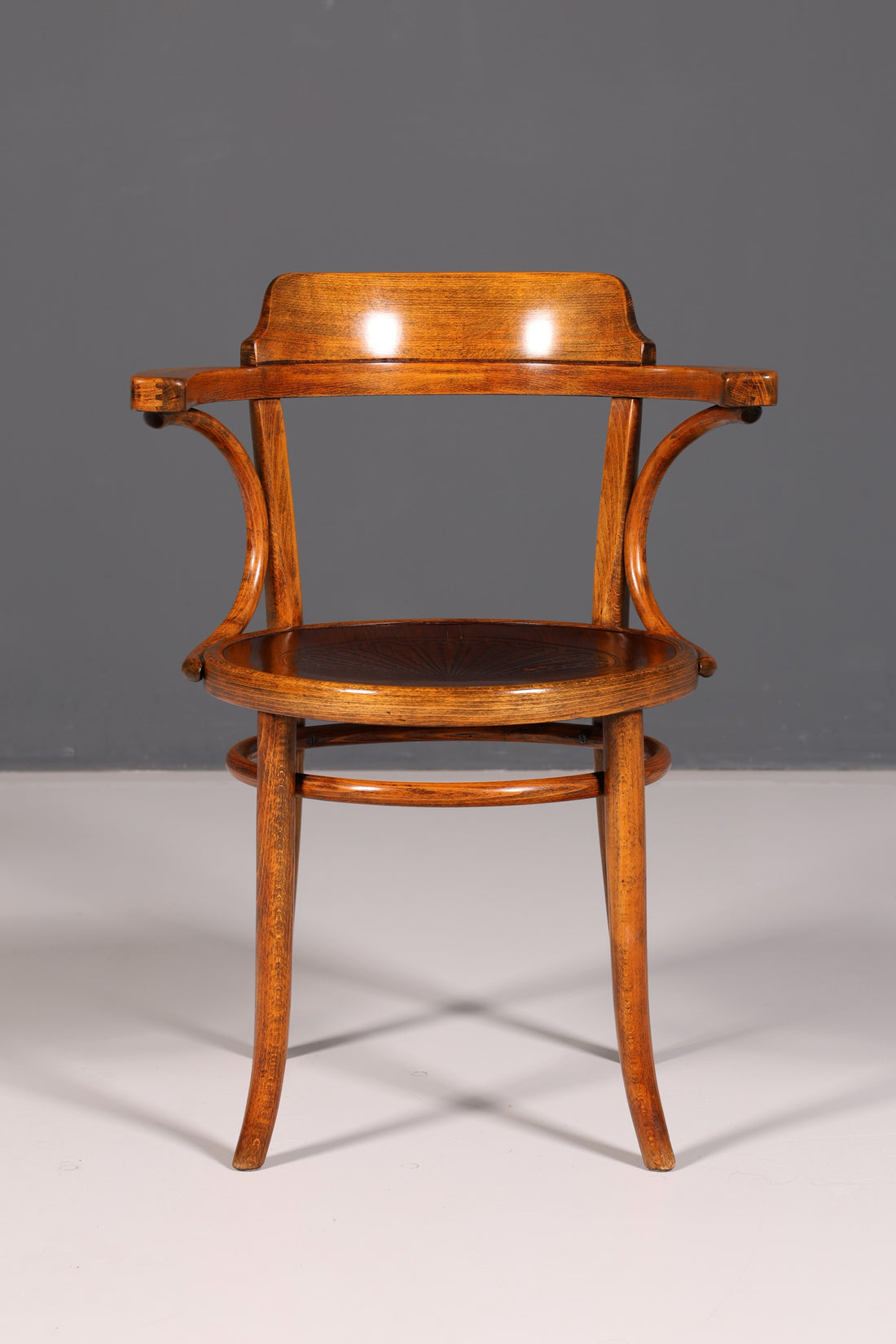 Dream armchair in Thonet style, bentwood antique writing desk chair, vintage dining and kitchen chair
