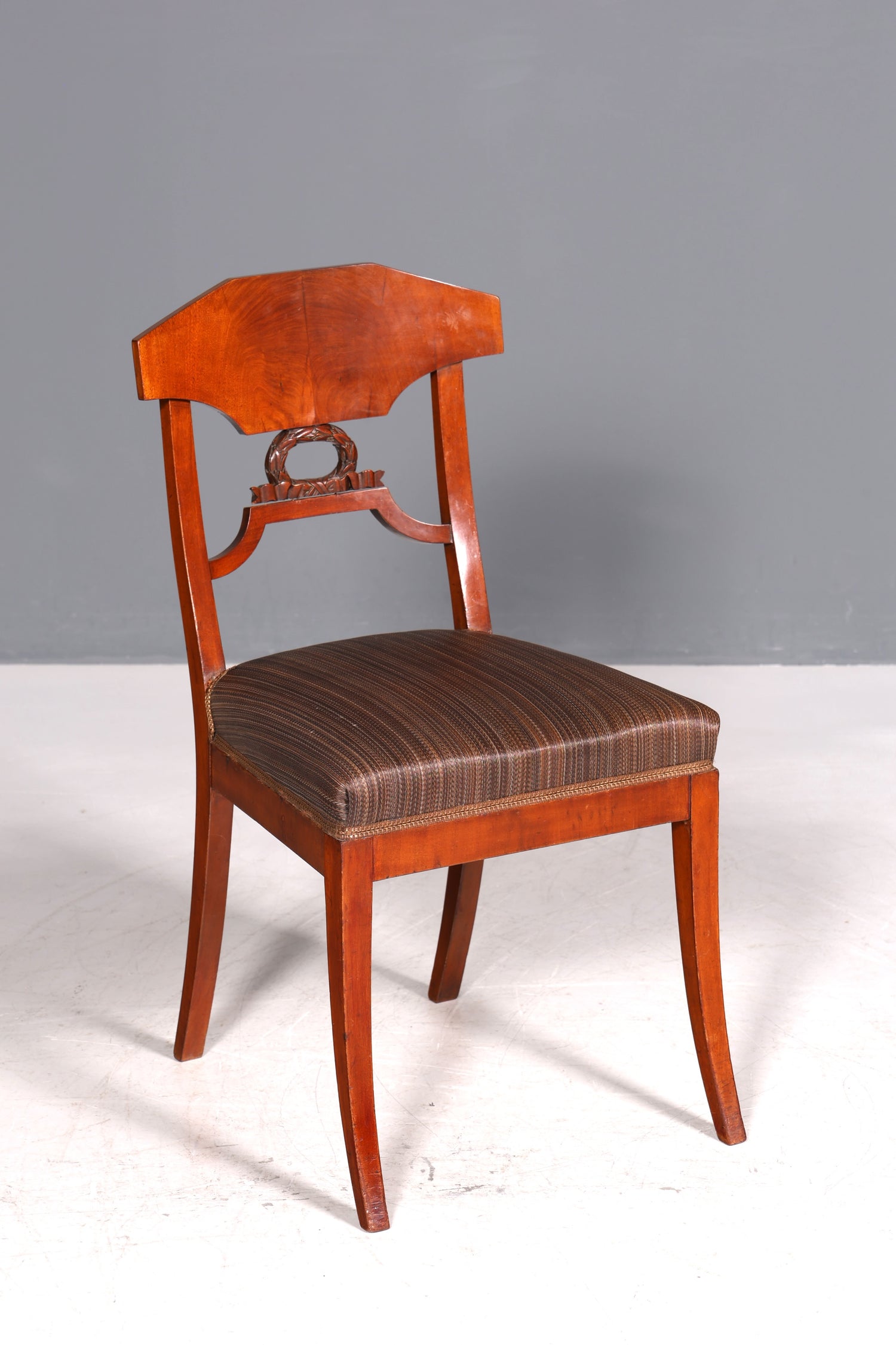 Traumhafter Biedermeier Stuhl Antik Küchenstuhl echt Holz Sekretär Stuhl Esszimmer Stuhl 2 von 2