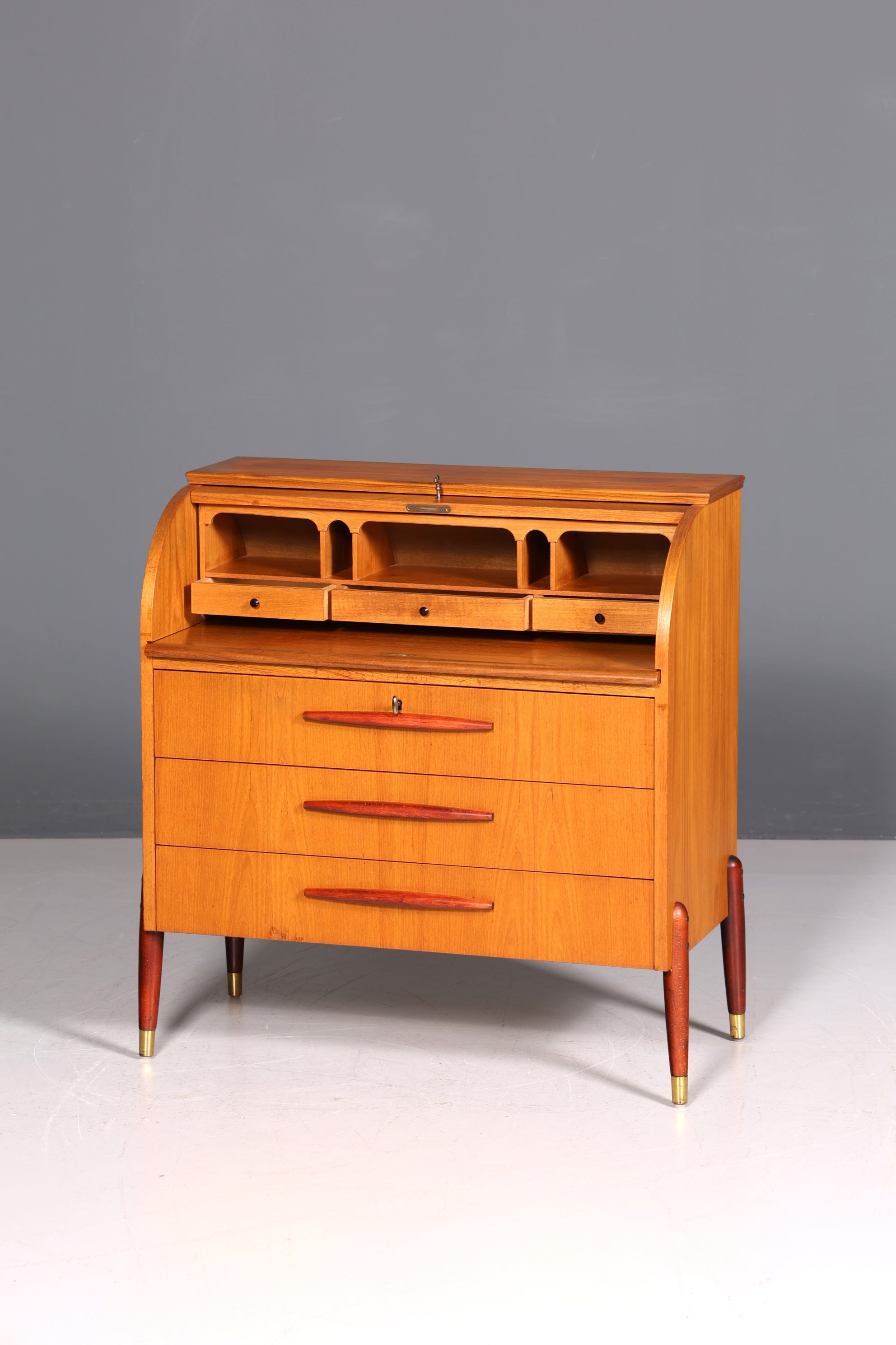 Schlichter Mid Century Rollladen Sekretär von Bröderna Gustafssons Büro Schrank Schreibkommode 60s Schreibmöbel