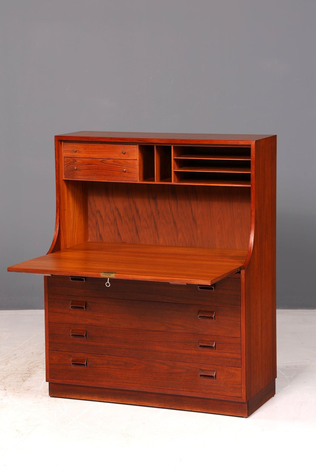 Beautiful Børge Mogensen Secretary Mid-Century Teak Vintage Writing Furniture Chest of Drawers Danish Design Secretary