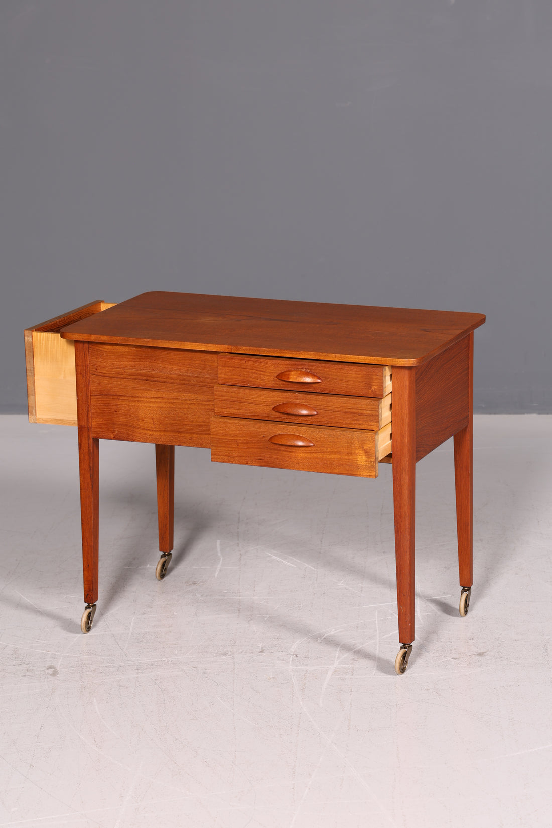 Beautiful Mid Century Side Table Sewing Box Sewing Table Retro 60s Rolling Table Vintage Wood Scandinavian
