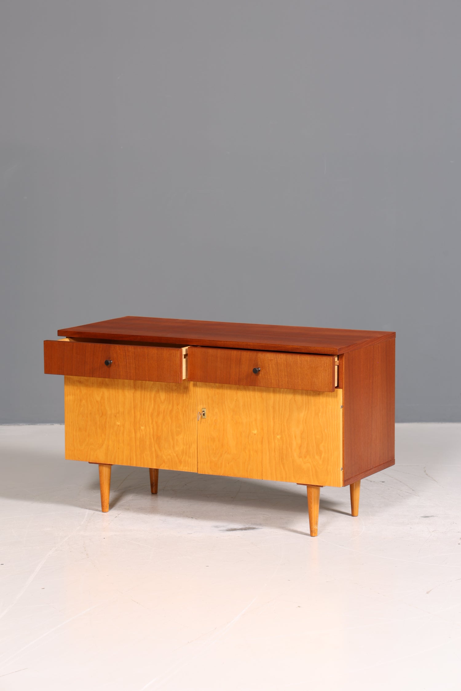Wunderschöne Mid Century Kommode Vintage Flur Kommode 60s Retro Schrank 2 von 2