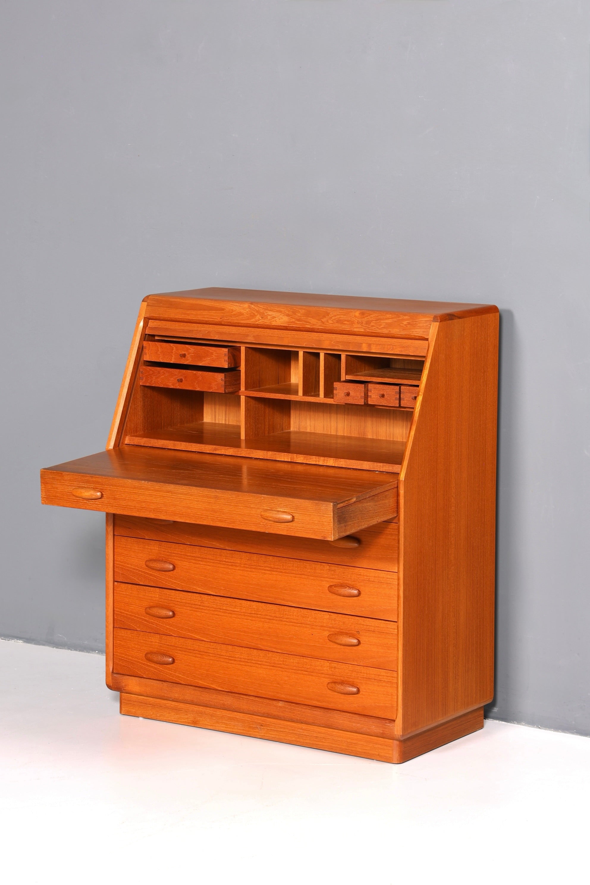 Elegant original Dyrlund secretary desk, mid-century design, teak wood chest of drawers, writing desk