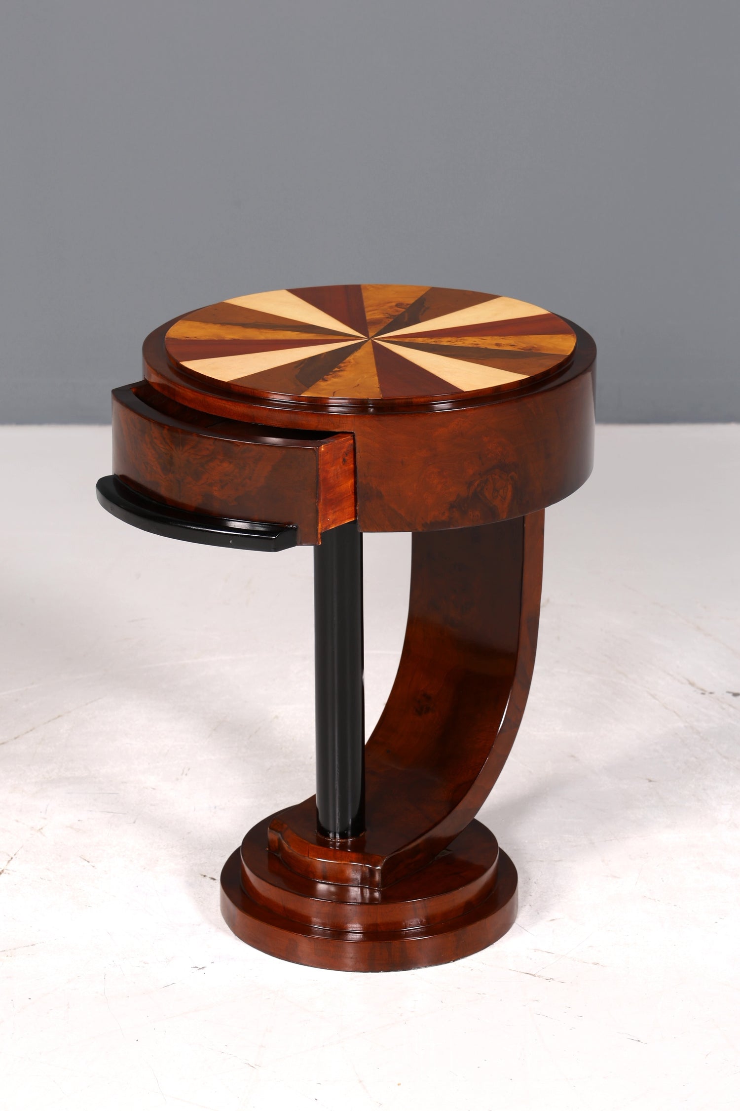 Traumhafte Art Deco Stil Kommode Beistelltisch Nachtisch Ablagetisch bunt