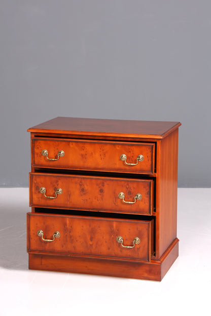 Wunderschöne Englische Kommode Eibe Sideboard Schubladenkommode