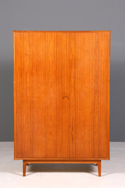 Traumhafter Mid Century Kleiderschrank Danish Design Teak Holz Vintage Schrank Retro Wäscheschrank