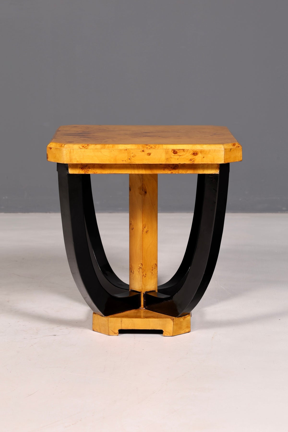 Stilvoller Art Deco Stil Tisch Luxus Couchtisch Biedermeier Ablagetisch Birke