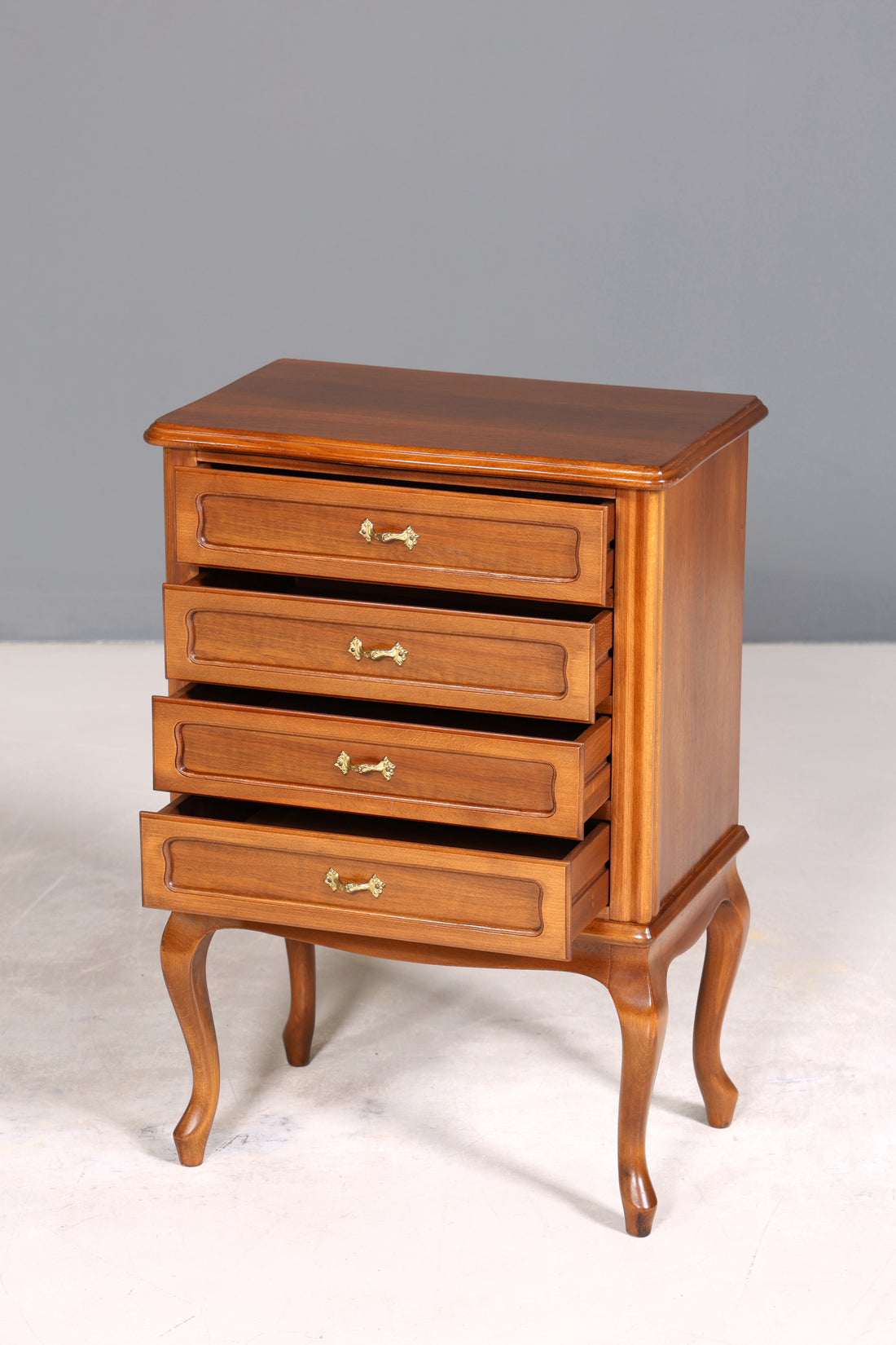 Wunderschöne Chippendale Kommode Barock Stil Schubladenkommode Schränkchen Flurkommode