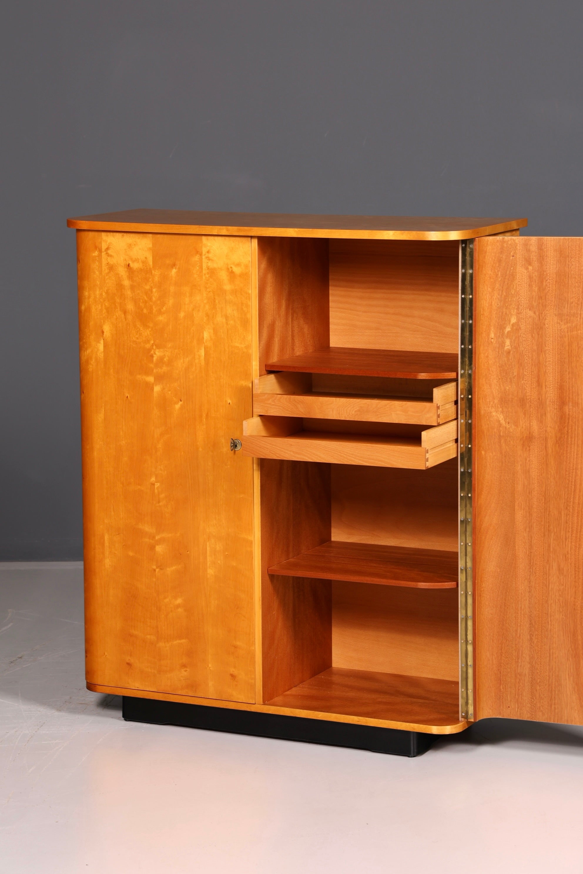 Wunderschöner Mid Century Schrank 60er Jahre Wäscheschrank Aktenschrank Kommode Vintage Holz