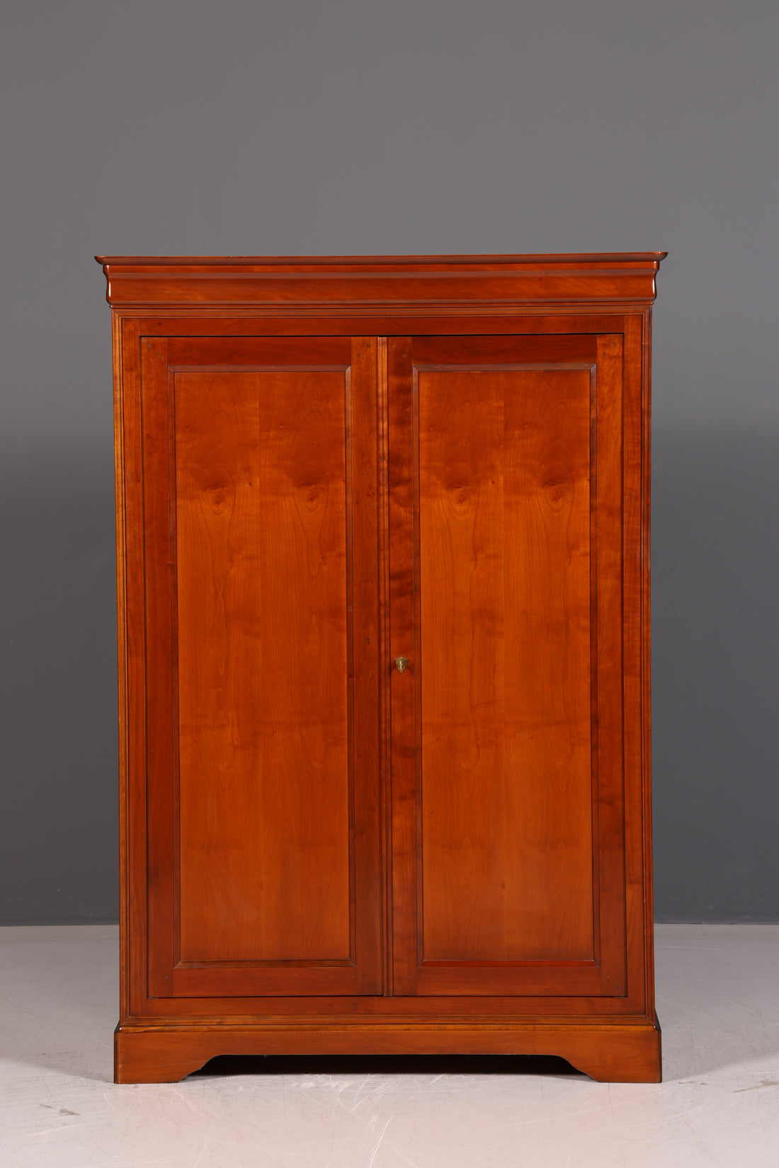 Fine Original Selva Wardrobe Cherry Wood Hallway Cabinet Bedroom Wardrobe Linen Cabinet Italian Furniture Vintage