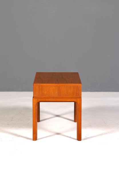 Wunderschöner Aksel Kjersgaard Beisteltlisch Mid Century Ablage Tisch Teak Holz Danish Design Nachttisch