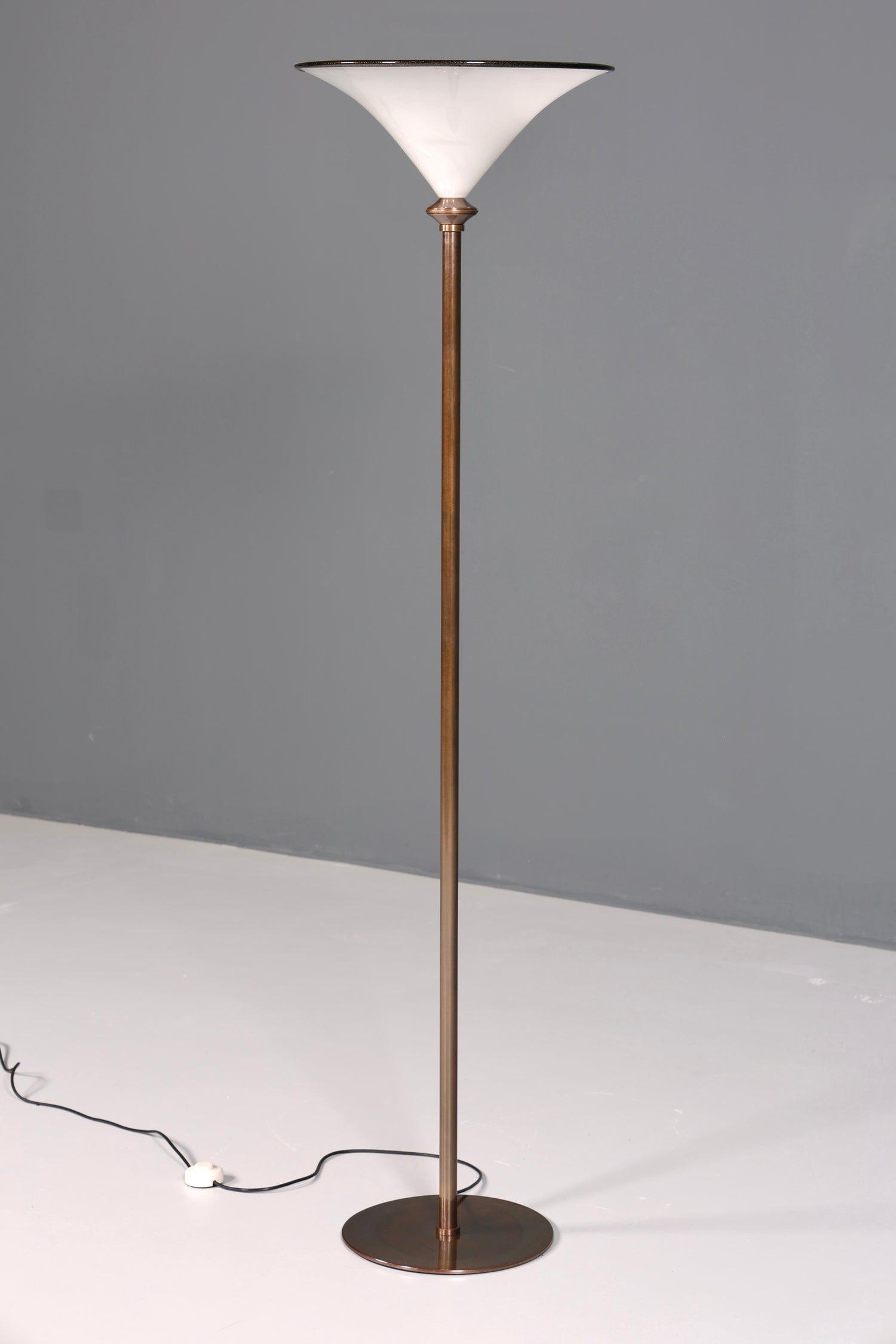 Beautiful Italian floor lamp by Barovier &amp;amp; Toso, Murano glass lampshade, uplighter, floor lamp, 1 of 2
