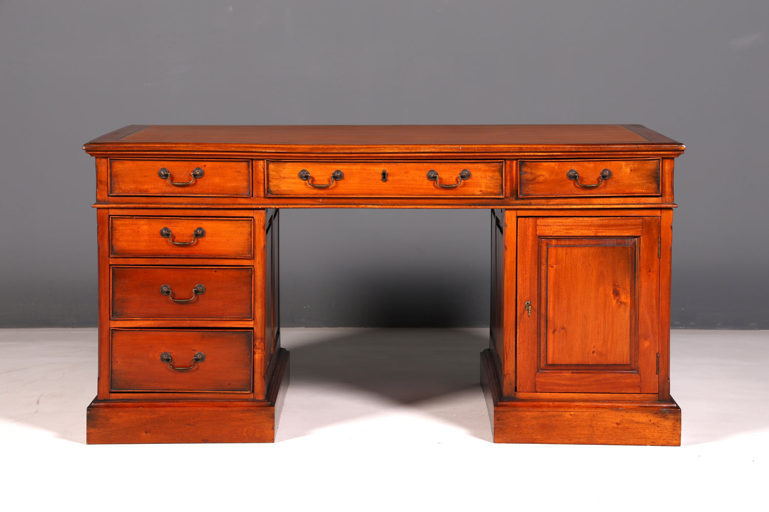 Wunderschöner Englischer Schreibtisch Mahagoni Bürotisch Antik Office Desk Partnerdesk Schreibtisch