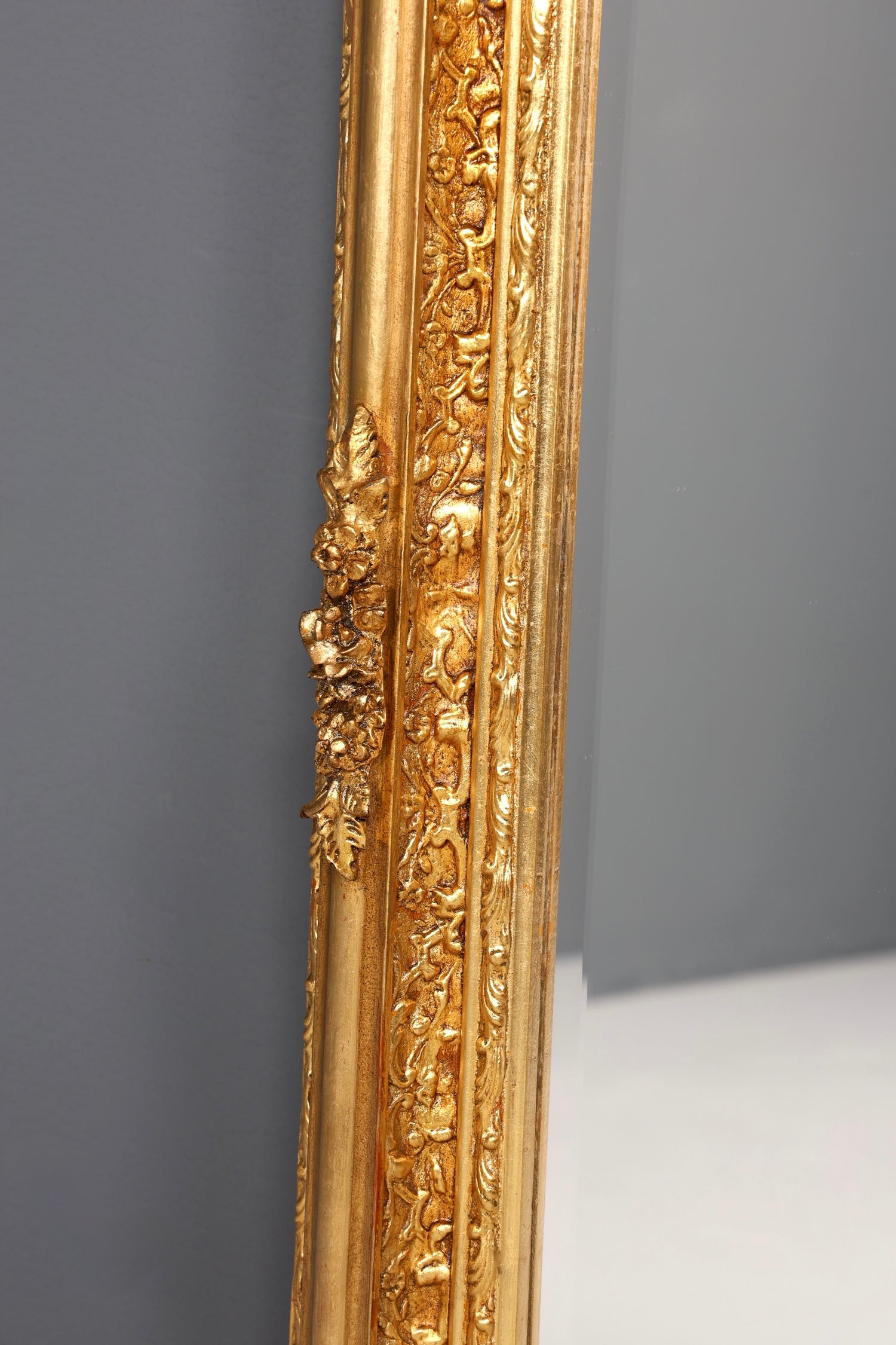 Stilvoller Prunk Barock Stil Wandspiegel Ornamenten Gold Spiegel Flurspiegel Spiegel