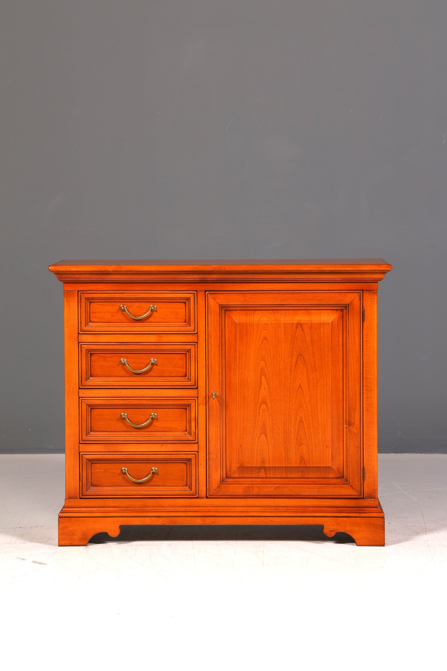 Wunderschöne Original Selva Kommode Villa Borghese Antik Stil Schrank Buffet Anrichte