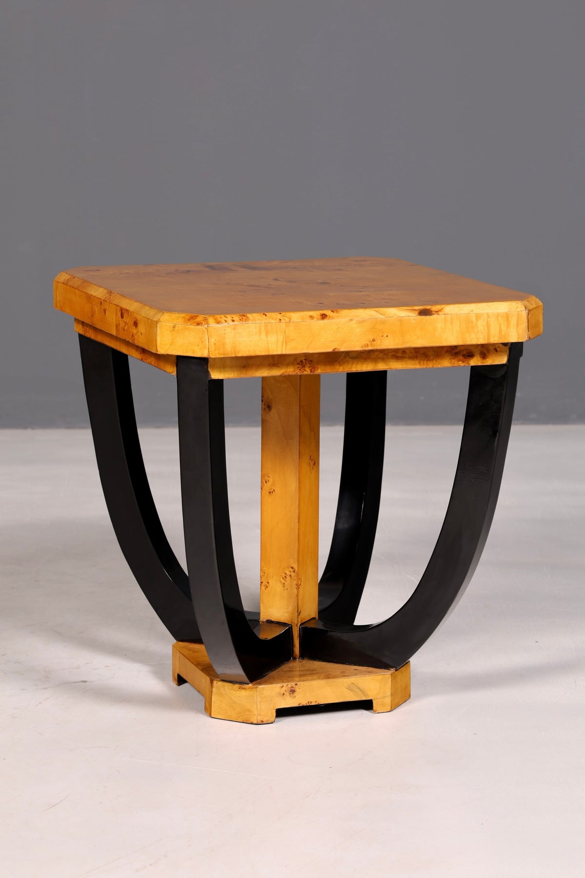 Stilvoller Art Deco Stil Tisch Luxus Couchtisch Biedermeier Ablagetisch Birke