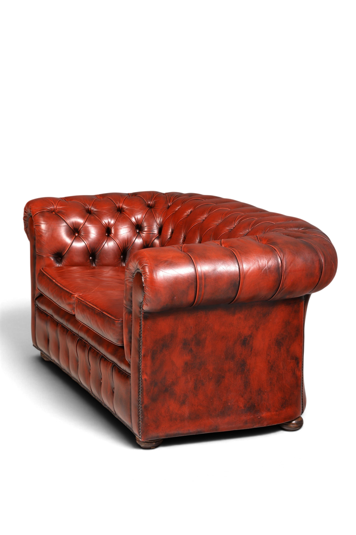 Hauptstadt Möblerei Chesterfield 2-Sitzer Sofa aus braunem Echtleder mit klassischer Knopfheftung und Armlehnen