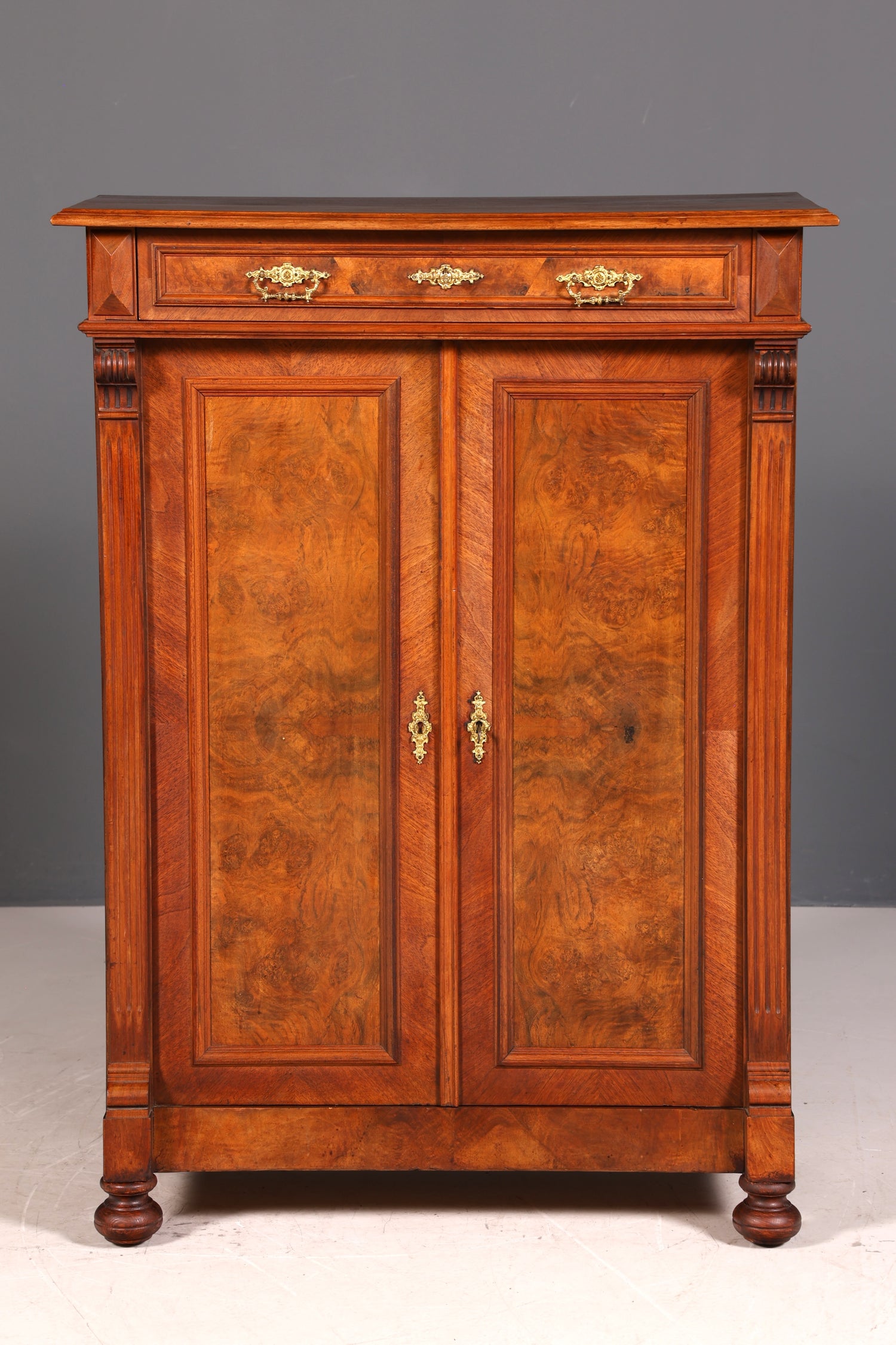 G360 Finish Traumhaftes Gründerzeit Vertiko Jugendstil Schrank Antik Highboard Kommode (Kopie 2)