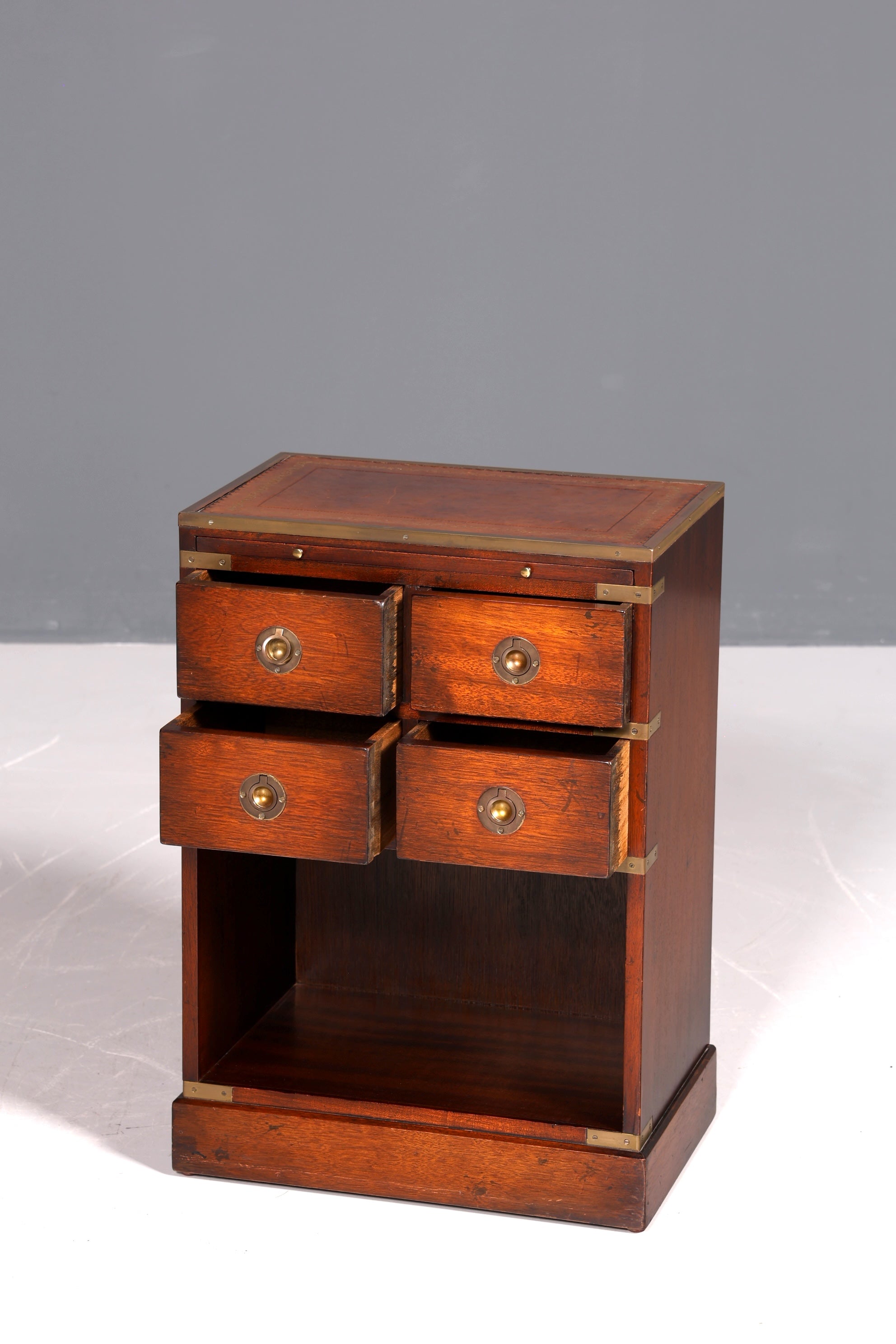 Traumhafte Maritime Kommode Englischer Schiffs Nachttisch Englisch Antik Ablagetisch 1 von 2