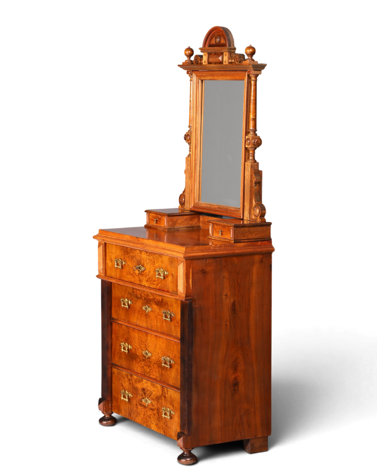 Hauptstadt Möblerei Gründerzeit Kommode aus Holz mit Spiegelaufsatz und Messingbeschlägen im Louis Philippe Stil