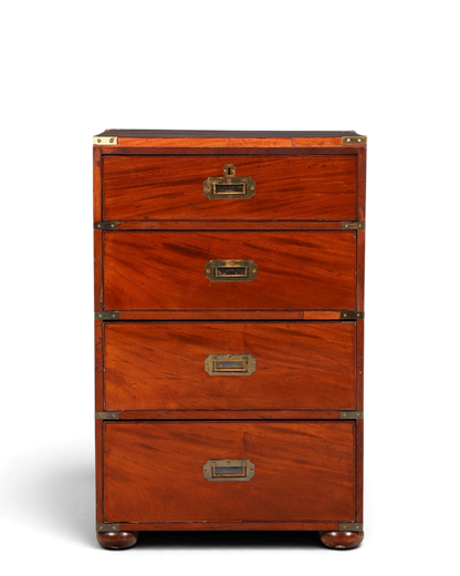 Hauptstadt Möblerei maritime Military Chest Kommode aus massivem Holz mit dekorativen Messingbeschlägen im Kolonialstil