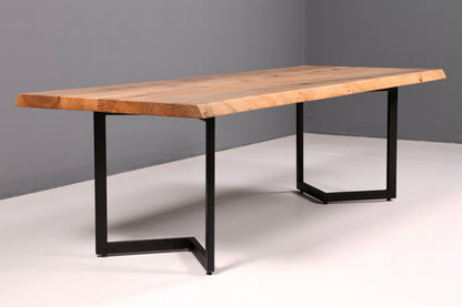 Traumhafter Nussbaum Tisch 260cm-95cm Esszimmer Tisch Baumkanten Platte Massiv Holz Küchentisch