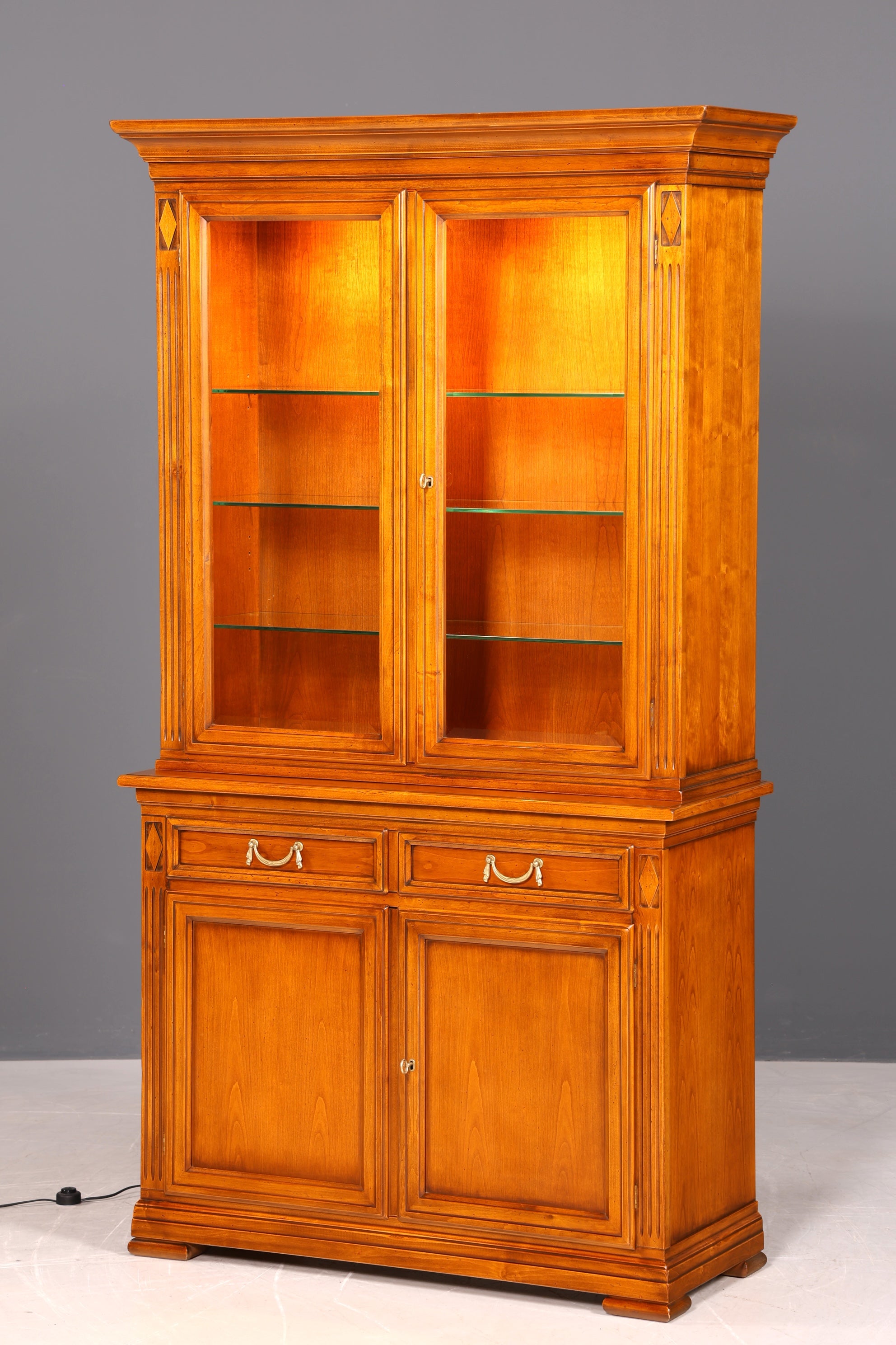 Traumhafte Original Selva Vitrine Antik Stil massiv Holz Buffet Villa Borghese Schrank Bibliothek