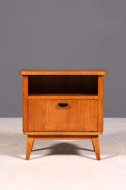 Schlichte Mid Century Kommode Vintage Klappschränkchen Danish Design Nachttisch 2 von 2