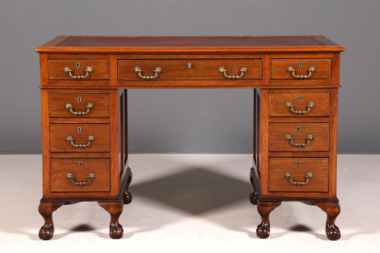 G362 Finish Wunderschöner Englischer Schreibtisch echt Lederauflage Bürotisch Antik Stil Office Desk (Kopie 2)