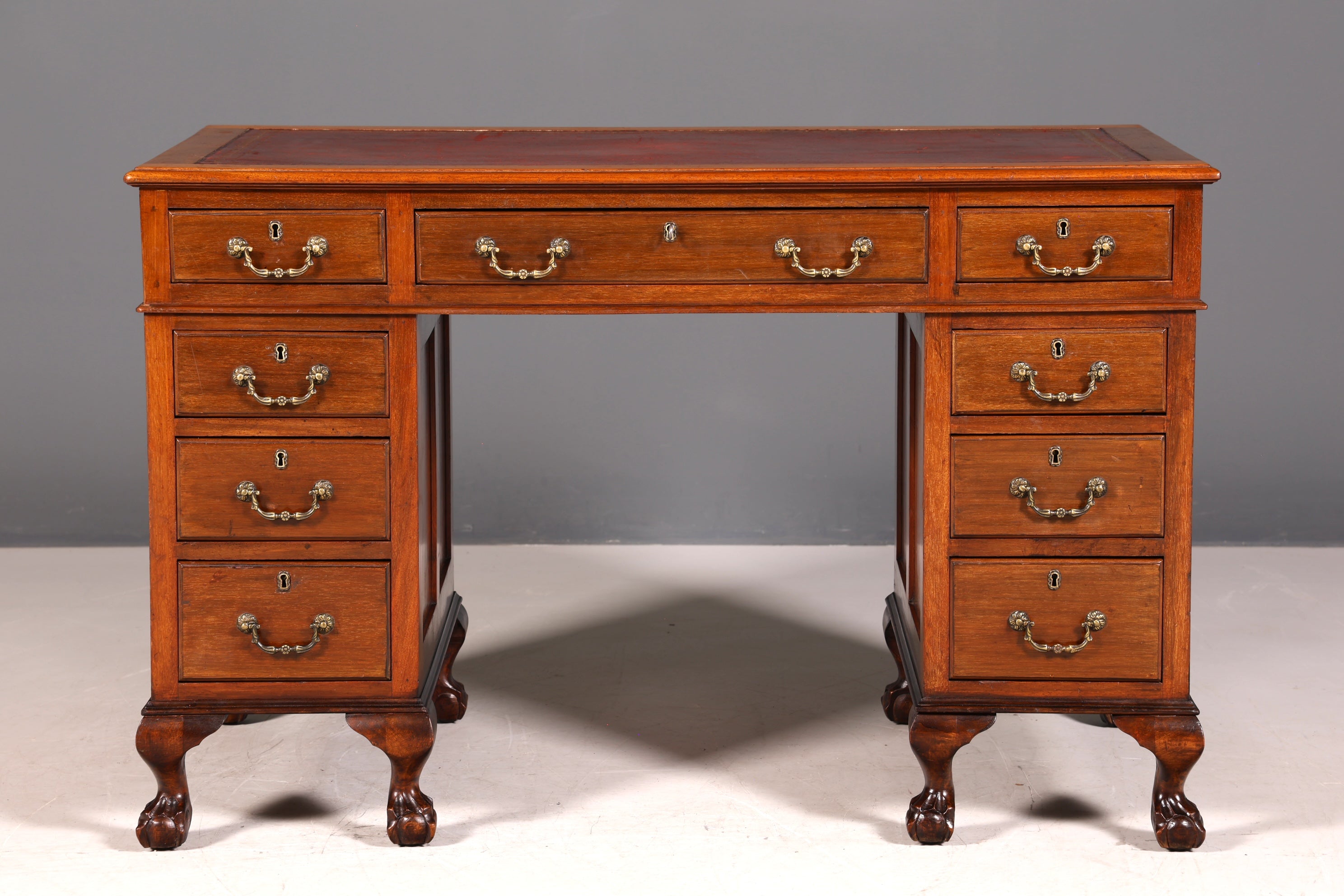 G362 Finish Wunderschöner Englischer Schreibtisch echt Lederauflage Bürotisch Antik Stil Office Desk (Kopie 2)