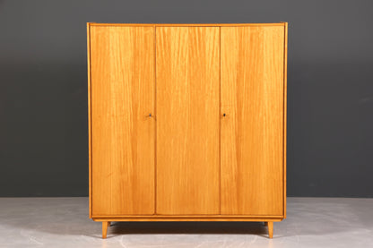 F937 Finish Traumhafter Mid Century Kleiderschrank Vintage Schrank Retro Wäscheschrank