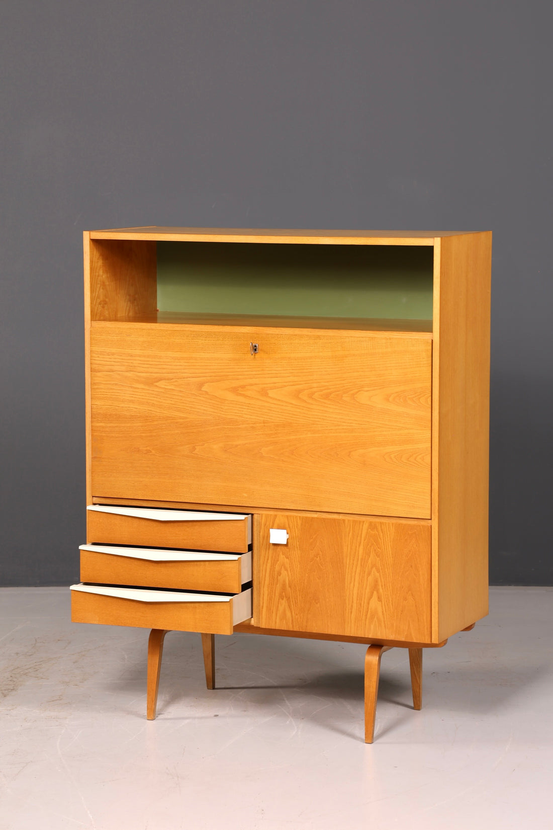 Beautiful Hellerau Cabinet Model 427 Mid-Century Secretary Vintage Writing Cabinet Design Retro Highboard Ash