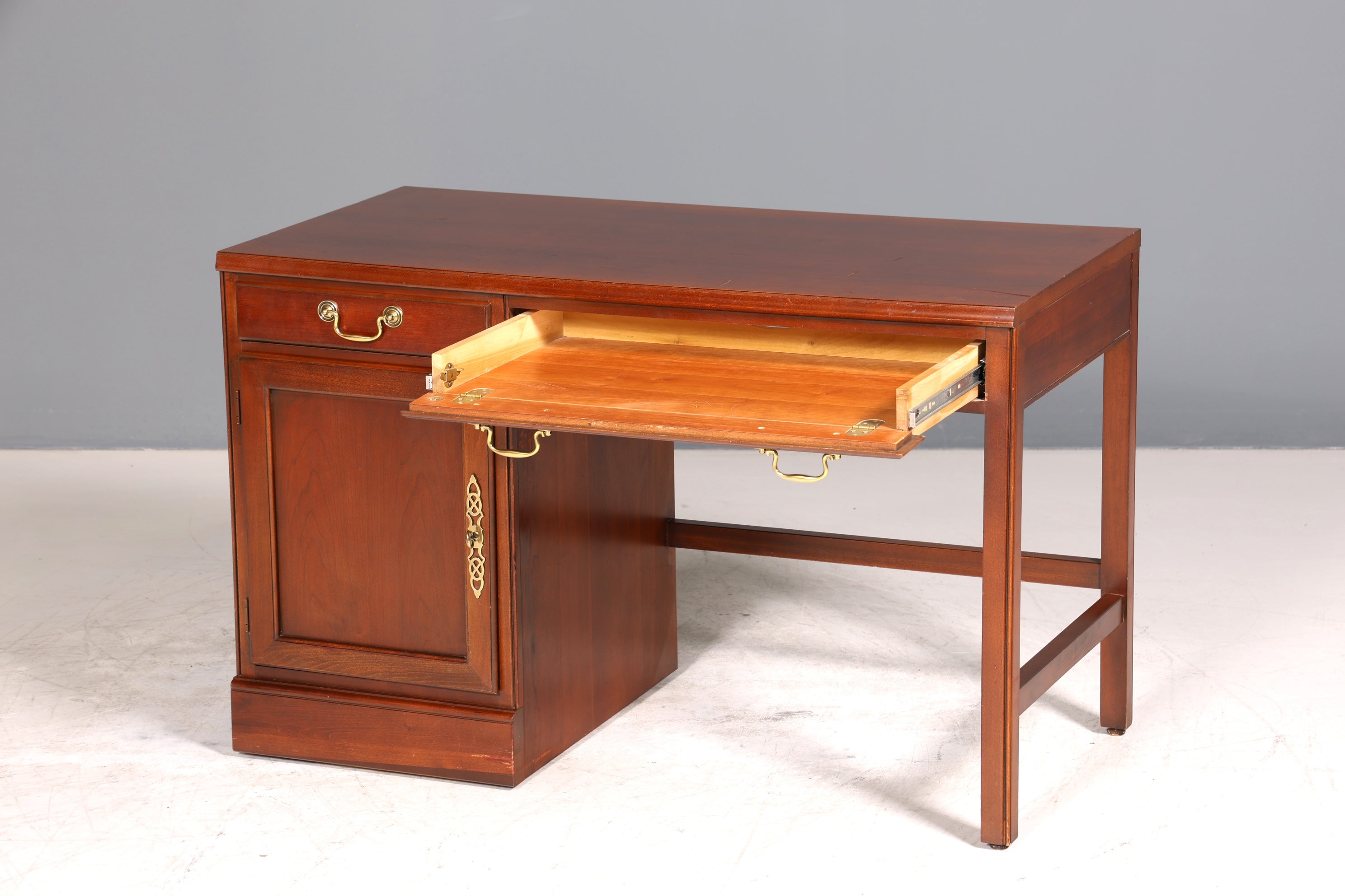 Wunderschöner Original Drexel Heritage Schreibtisch Antik Stil Bürotisch Office Table USA 1 von 2