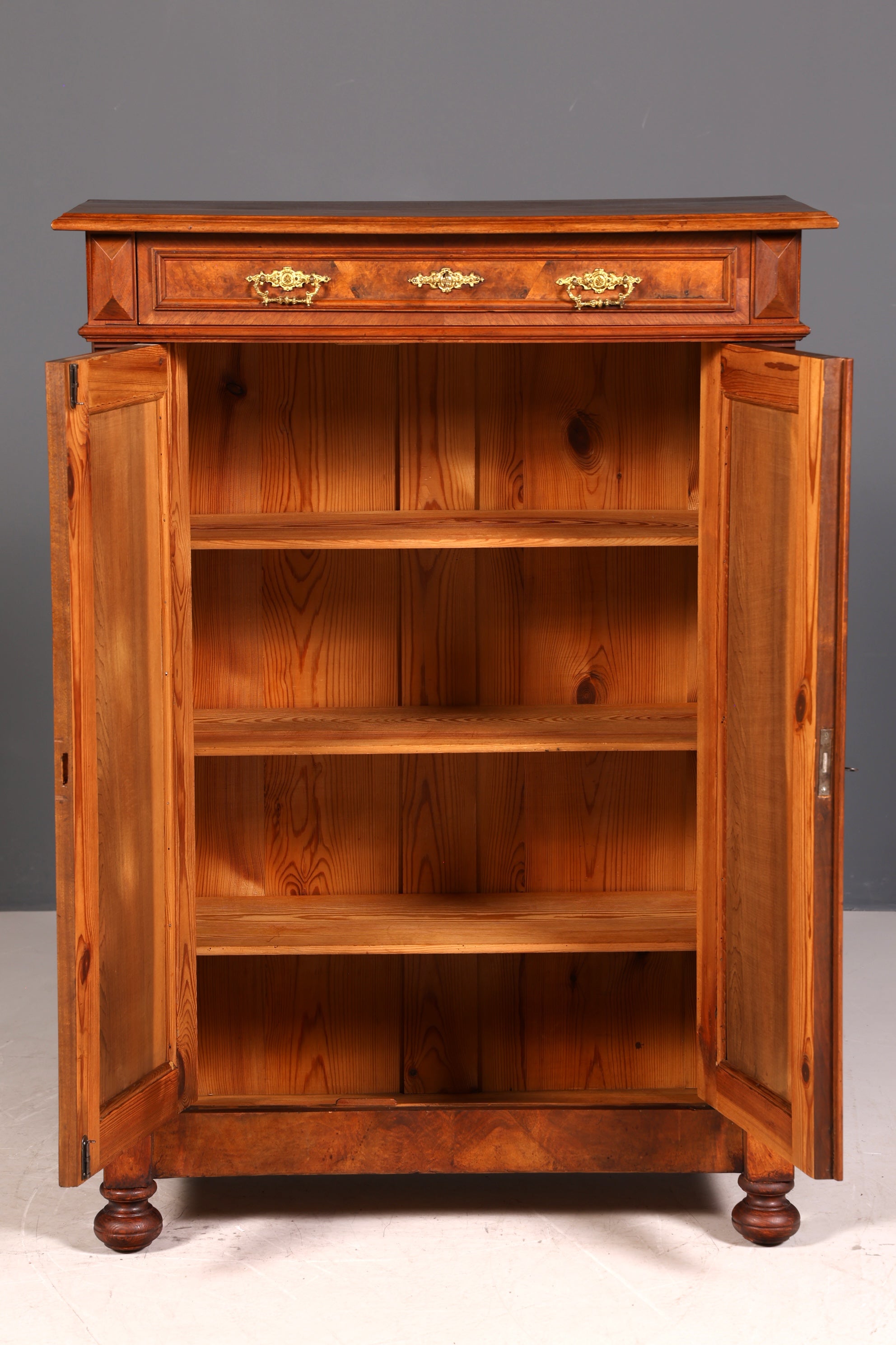 G360 Finish Traumhaftes Gründerzeit Vertiko Jugendstil Schrank Antik Highboard Kommode (Kopie 2)