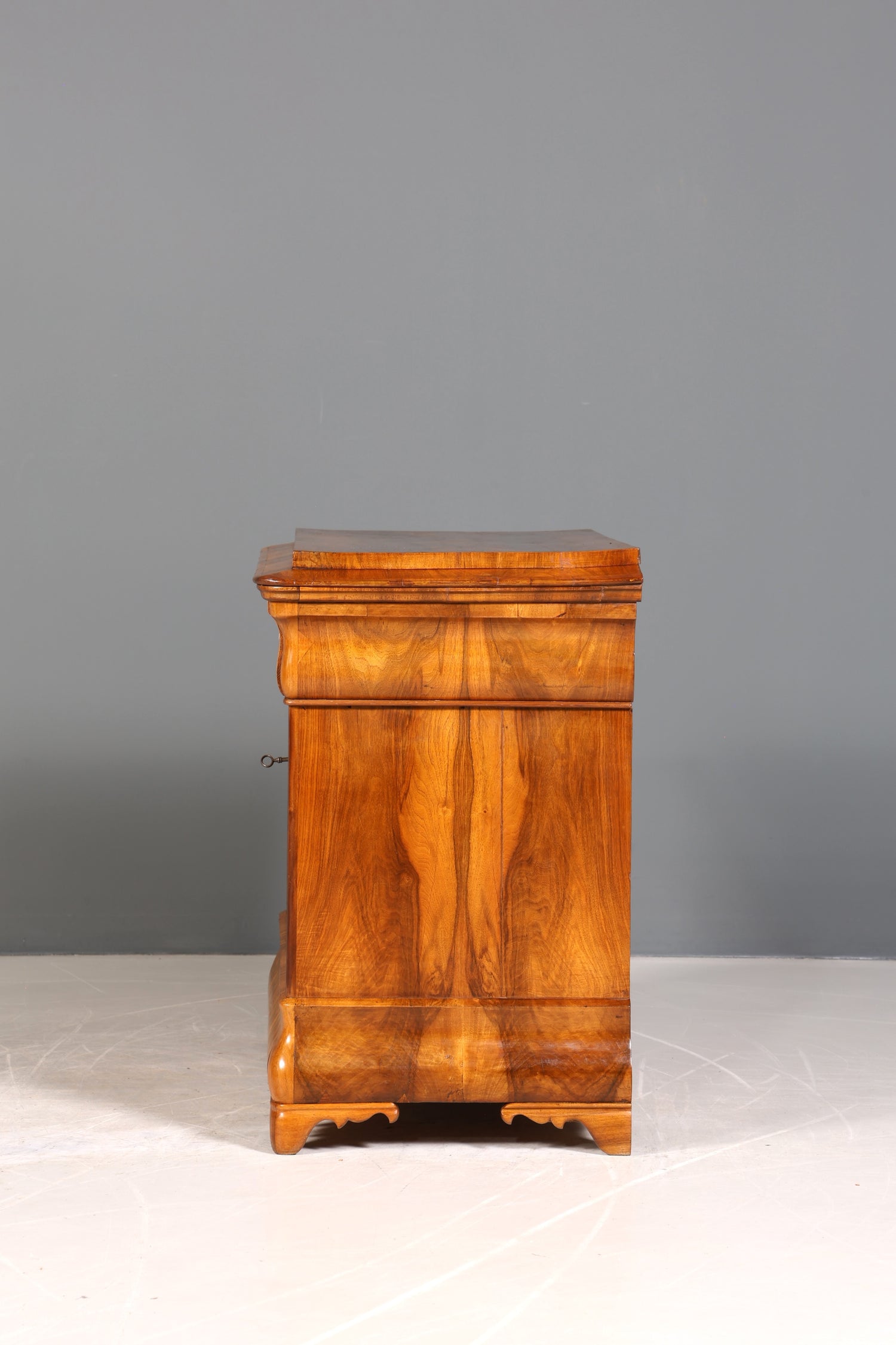 Stilvolle Original Biedermeier Kommode um 1860 Antik Schrank Schubladenkommode Wäschekommode