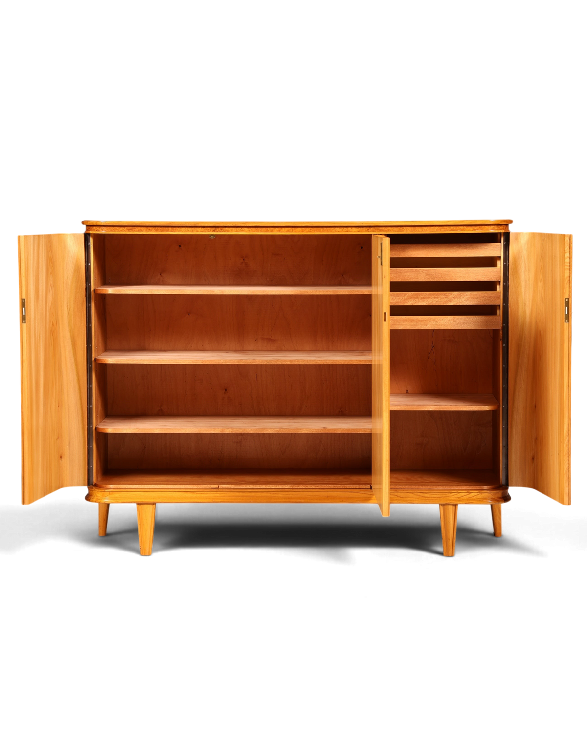 Hauptstadt Möblerei Mid Century Highboard aus massivem Holz mit offener Tür und verstellbaren Regalböden