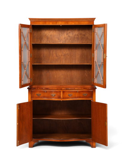 Hauptstadt Möblerei englische Vitrine aus Eibenholz mit verglastem Aufsatz, Schubladen und Türen im klassischen Stil