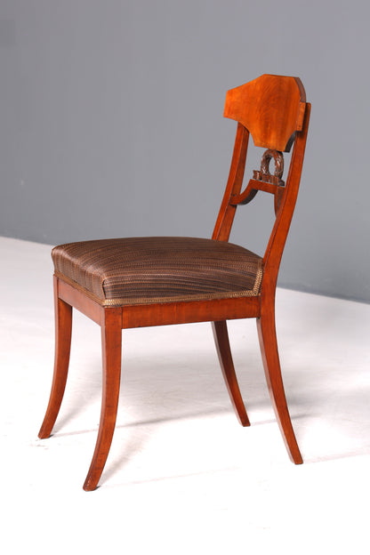 Traumhafter Biedermeier Stuhl Antik Küchenstuhl echt Holz Sekretär Stuhl Esszimmer Stuhl 1 von 2